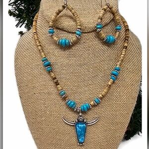 New! Western Turquoise Steer Head Beaded Necklace Set
